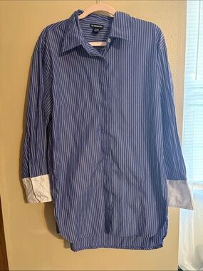 Uniqlo Navy Blue Pinstripe Button-Down Shirt with White Cuffs